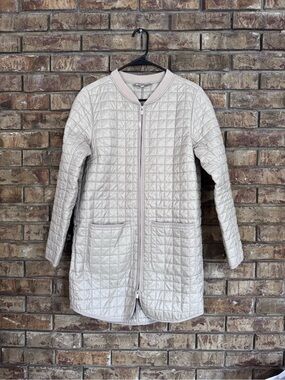 Athleta Grandview primaLoft Quilted Long Puffer Jacket - dove Taupe